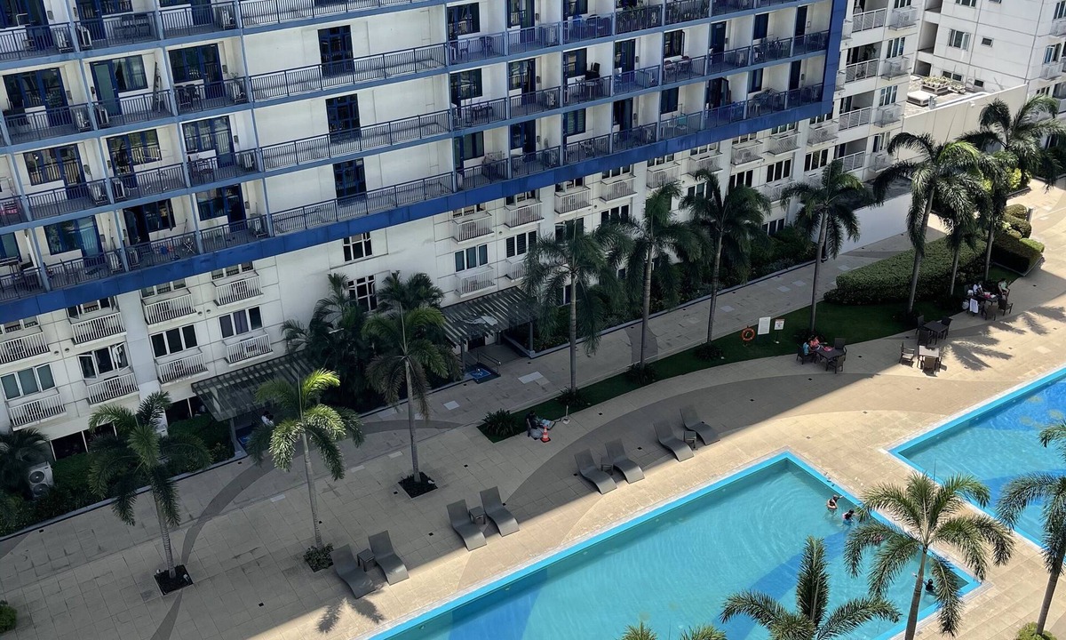 Barangay 76 Condo | 1-5pax Staycation Condo in Tower B