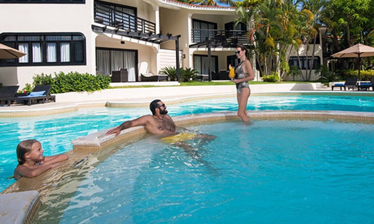 Los Brazos Resort | 1 bedroom Royal Suite, Luxury Vacation, Puerto Plata, Airport Shuttle included