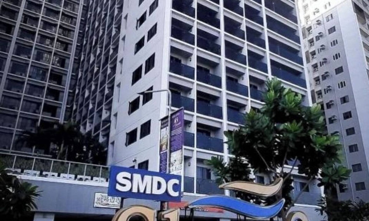 Barangay 76 Condo | 18 minutes walk from SMX Convention Center and 1 mile from Mall of Asia.