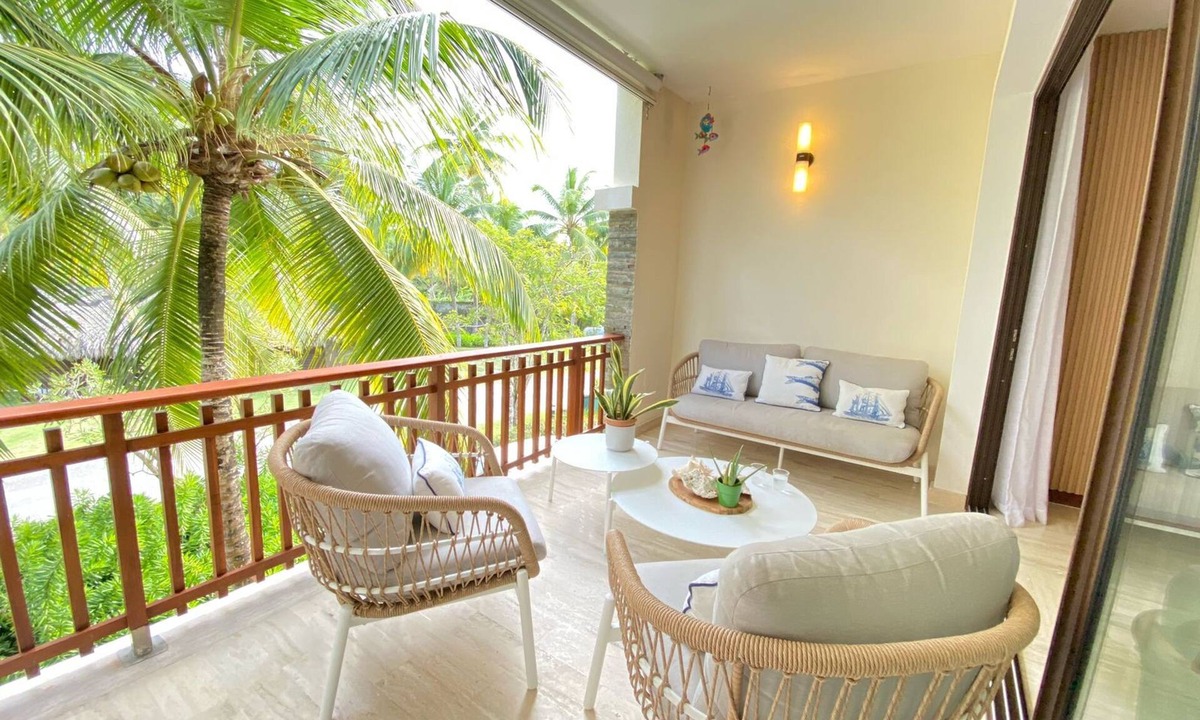 Portillo Apartment | 2BR 6 Guest Balcony in Portillo Close to Beach