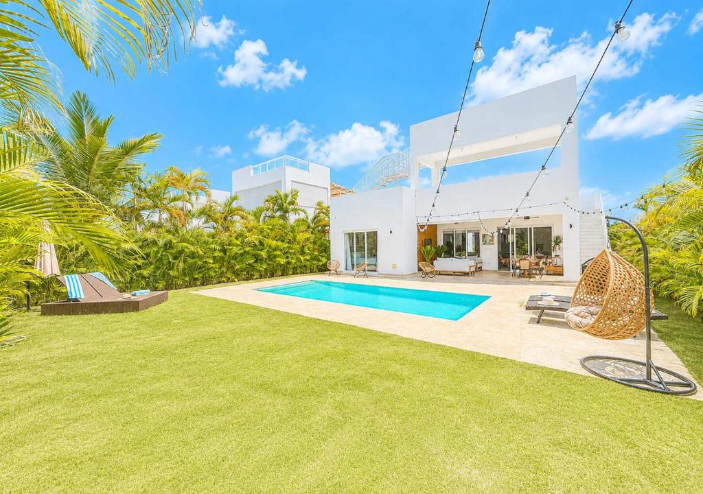 Playa Chiquita House | 3bd with rooftop ocean view in Sosua Ocean Village
