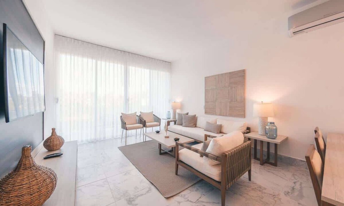 Las Terrenas Apartment | 3br-Penthouse w/jacuzzi incl at Lake View
