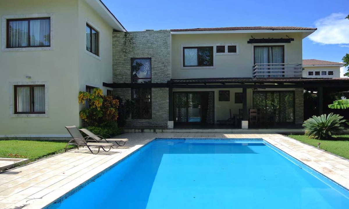 Sosua Villa | 5 bedroom villa steps from the beach and close to Santa Fe beach club