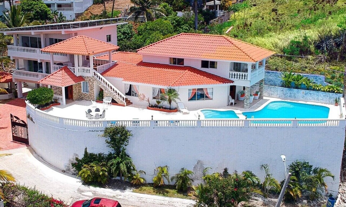 Cofresi Villa | 7BR Cofresi Villa Private Pool Sleeps Large Groups Near Beach