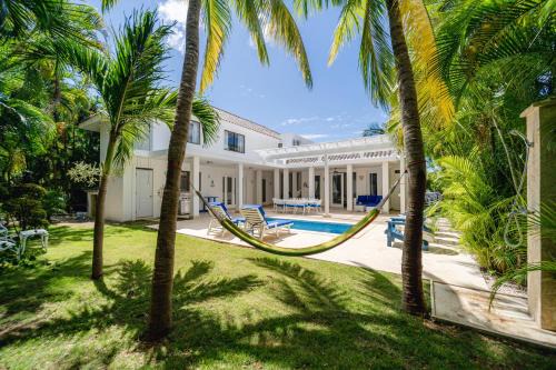 Punta Cana Village Villa | A Guest Dream Villa Blue at Punta Cana Village