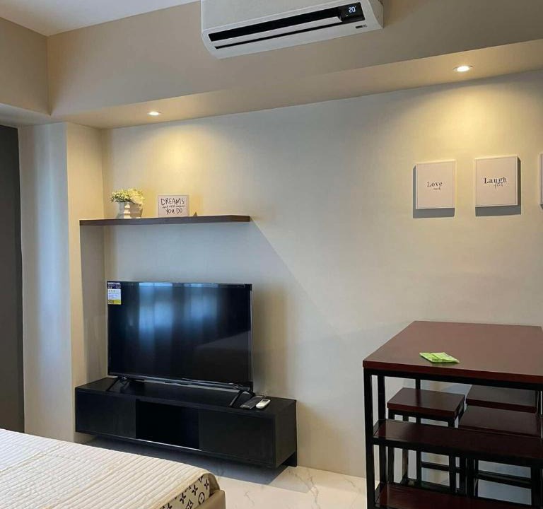 Bakilid Apartment | AIR Condo Studio Unit C
