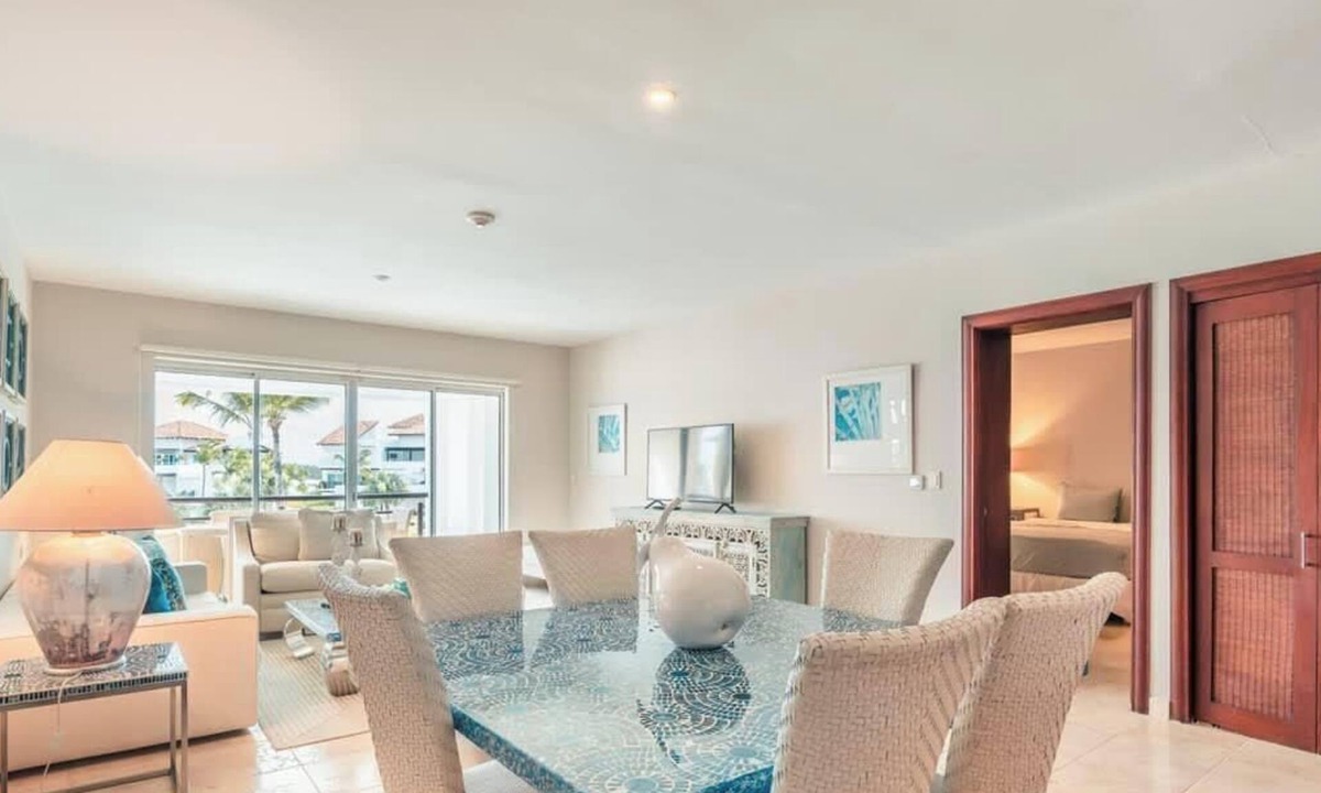 Cap Cana Marina Apartment | Apartment few steps to the beach at Punta Palmera