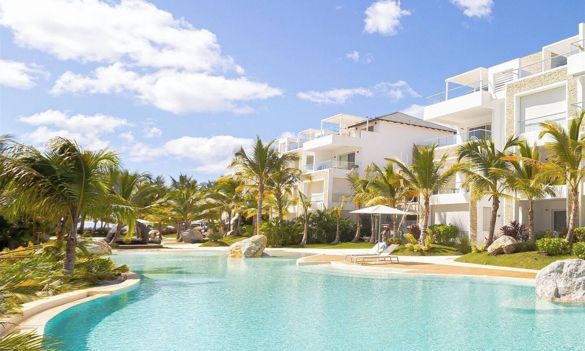 Dominicus Apartment | Aqua Esmeralda Beachfront Apartment Dominica 202