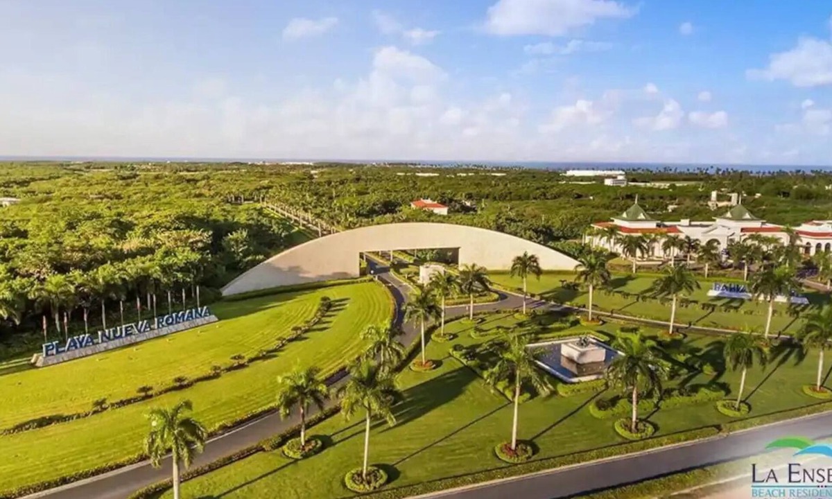 El Soco Apartment | Beach Front 2-Story penthouse BBQ Hottub La Romana