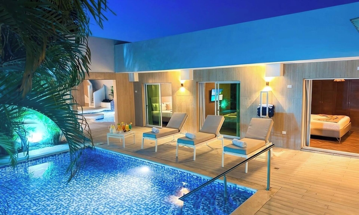 Punta Cana House | Beach Villa | 6 BR | 2 Private Pools | Daily Maid