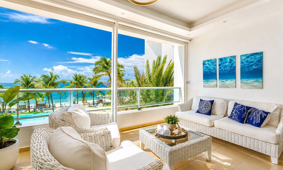 Villas Del Mar Apartment | Beachfront | AmazingView| Fast WiFi| Pool| Parking