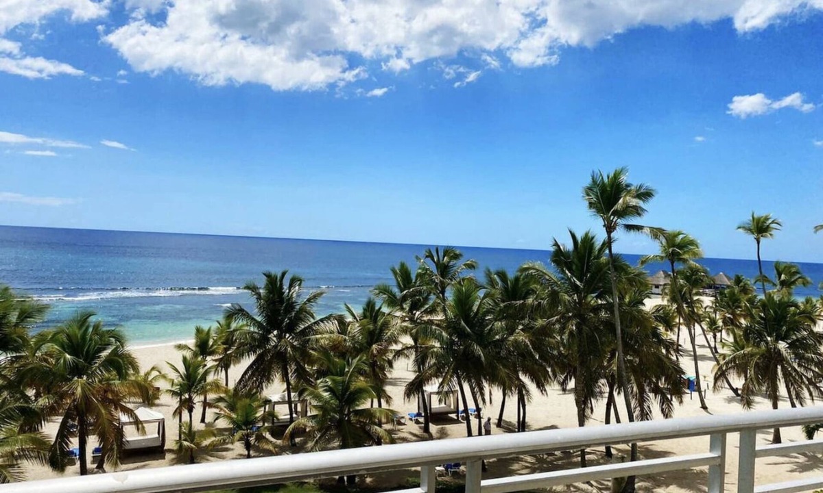 Villas Del Mar Apartment | Beautiful beach front 2 bedrooms 2 bathrooms apartment