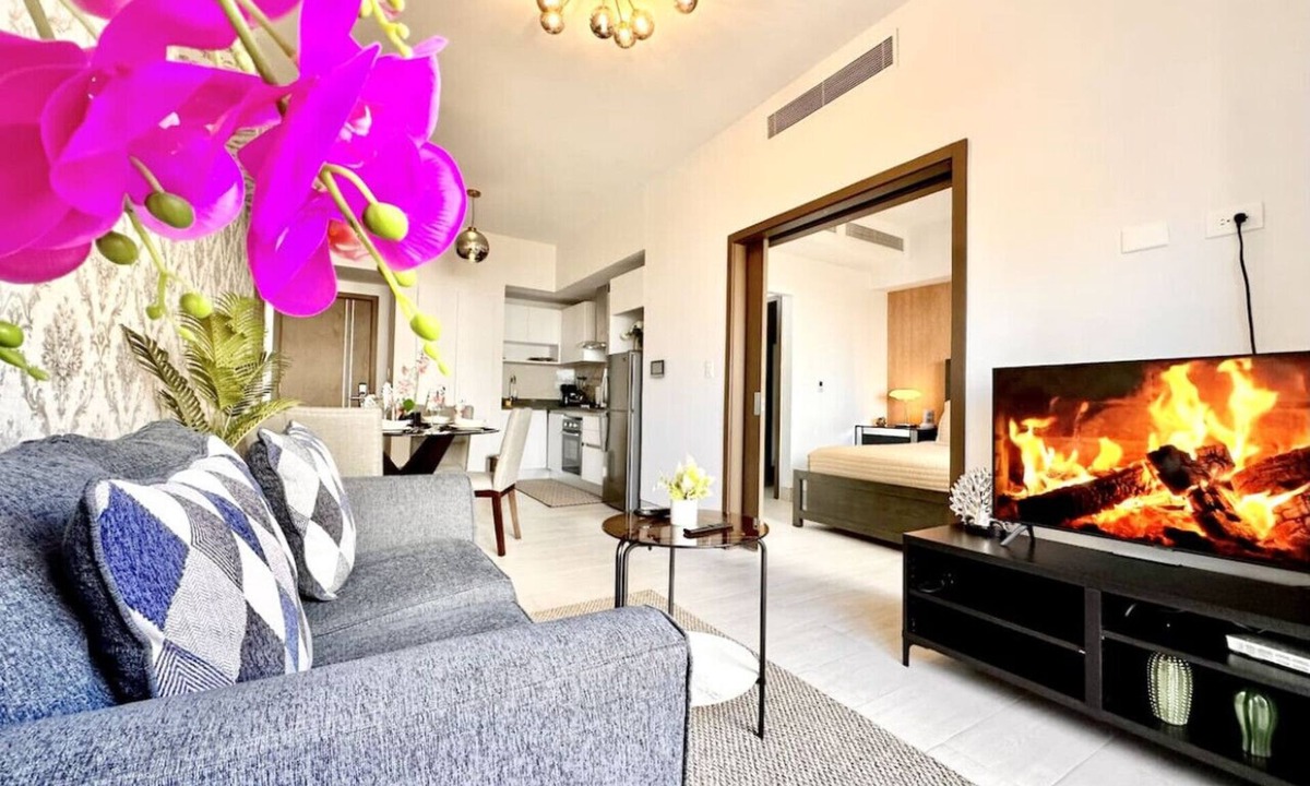 Sarasota Apartment | Beautiful Condo, Spectacular Rooftop Lounge, Pool and Social Areas