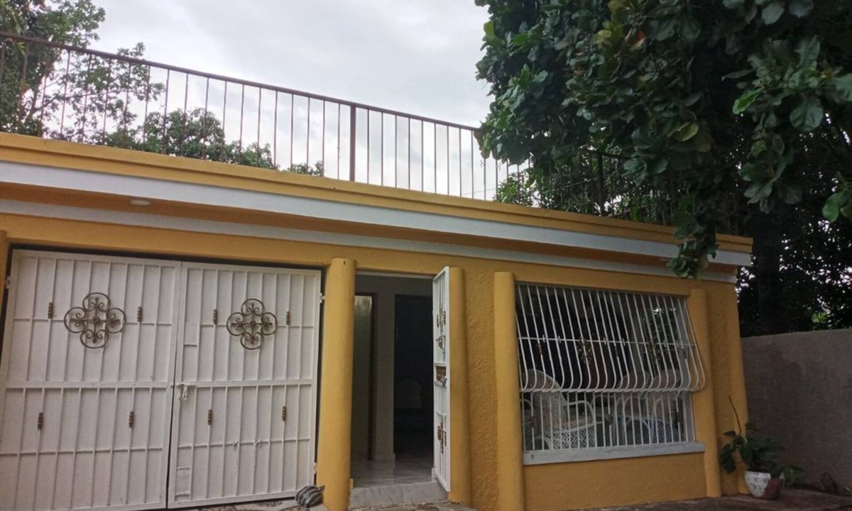 Alma Rosa House | Beautiful home away from home . Clean 3BR Home🌻
