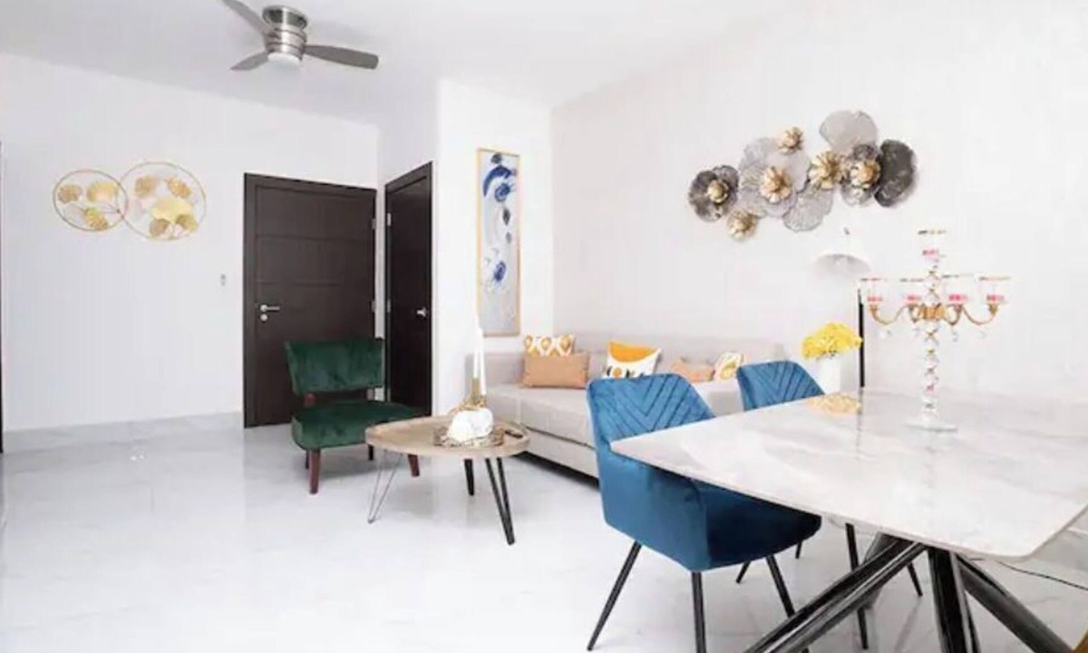 Yolanda Morales Apartment | Beautiful Spacious & Modern Apartment w/Pool Access
