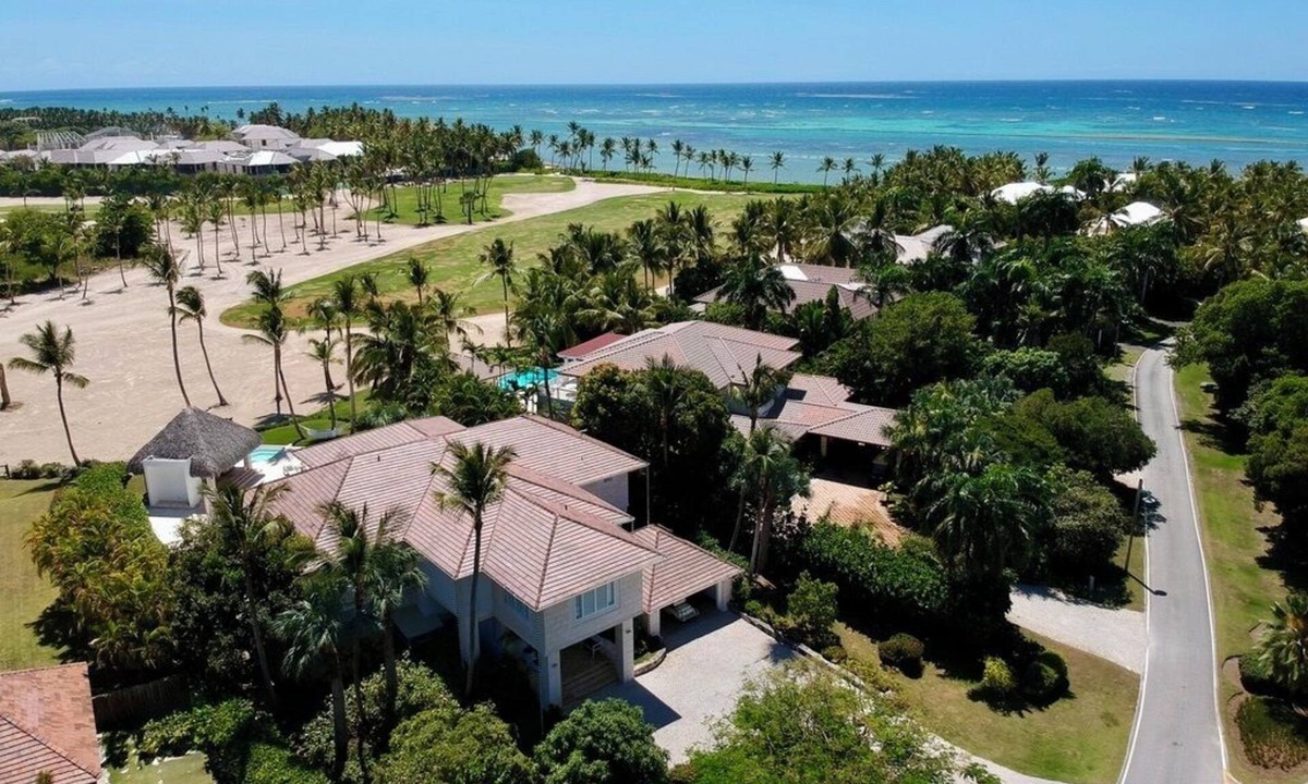 Punta Cana Villa | Best location PC Resort - 200yards from best beach - HOT TUB