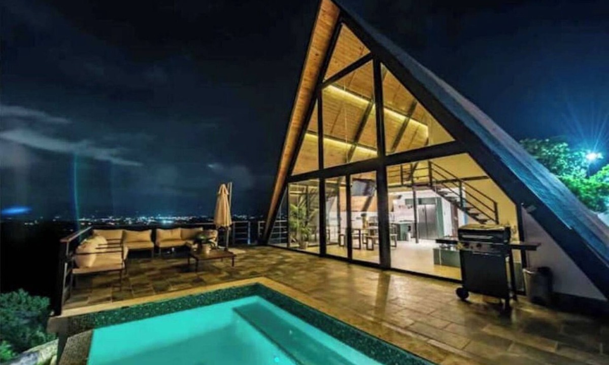 Pedro Brand House | Blue house on the mountain near the city