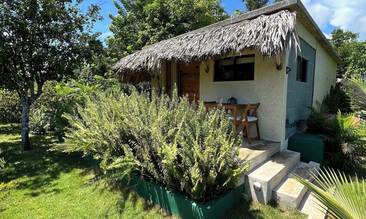 Samana House | Boho CHIC cottage minutes away from the best beaches of Samana (own cliff).
