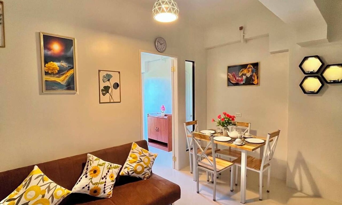 Tagbilaran Condo | Brand new condo with free access to parking 5 minute walk to white sand beach