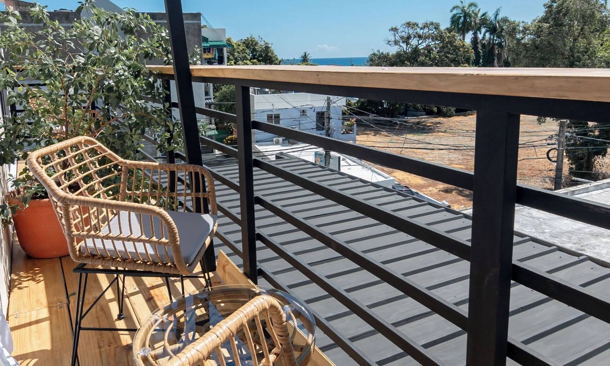 Ensanche Miramar Apartment | Bright Room with Private Bathroom & Balcony Ocean View