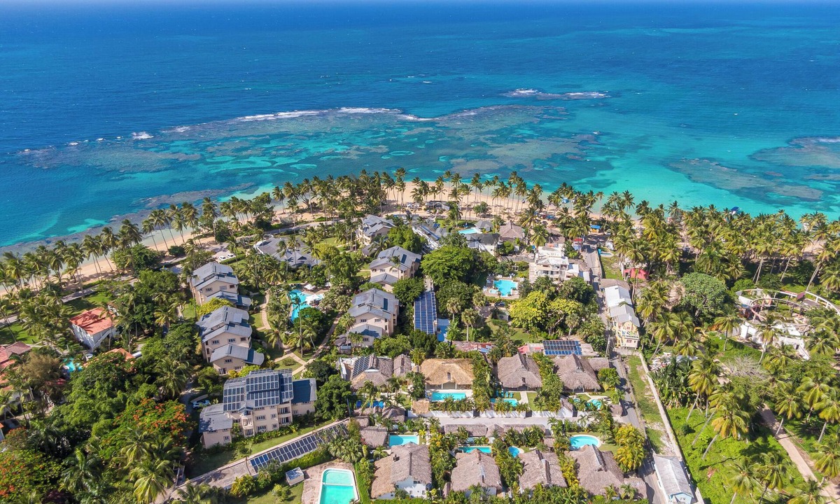 Las Terrenas Villa | C3/Villa with Private Pool 80m from Playa Ballenas – Starlink