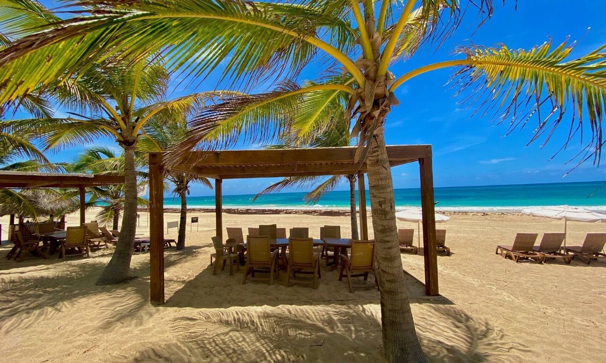 Bavaro Condo | Cana Rock Star condo, Beach, Jacuzzi, pool, casino & golf, Hard Rock PC area.