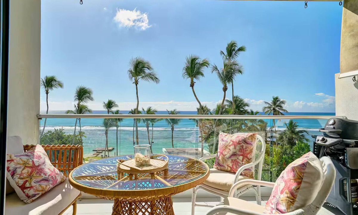 Guayacanes Apartment | Caribbean Sunscape Beachfront Apartment