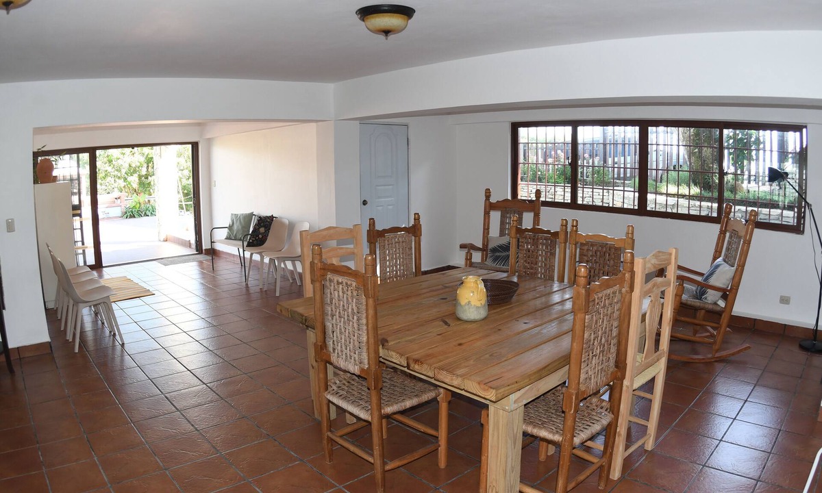 Cambita Garabitos Villa | Casa de montaña con vistas panorámicas, terraza, piscina y bbq ideal para todos