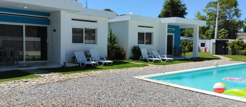 La Iglesia Apartment | Casa merengue
