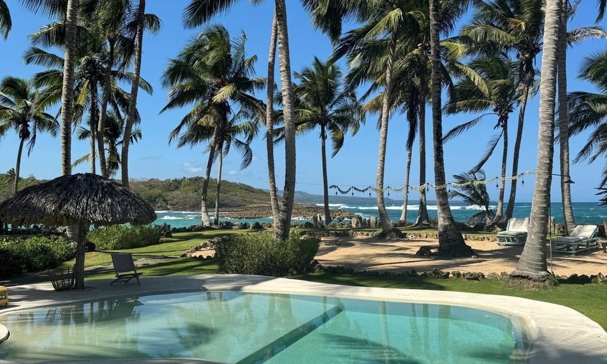 Baoba del Pinar Villa | Casa Taina- 5 Bungalows, swimming pool- OCEANFRONT w/Butler and Chef