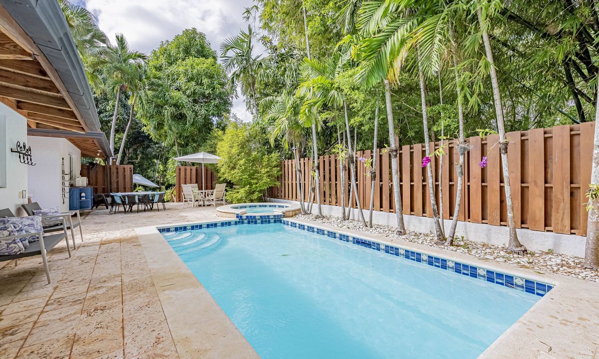 Casa de Campo Villa | Charming Casa de Campo Villa, 2 min from beach!