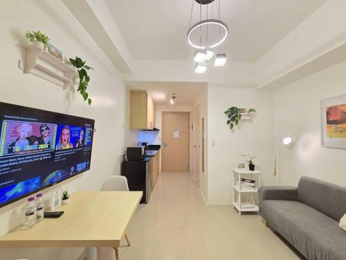 Barangka Ilaya Apartment | Citispace 1BR Condotel Suite at SM Light Residences #LT08A