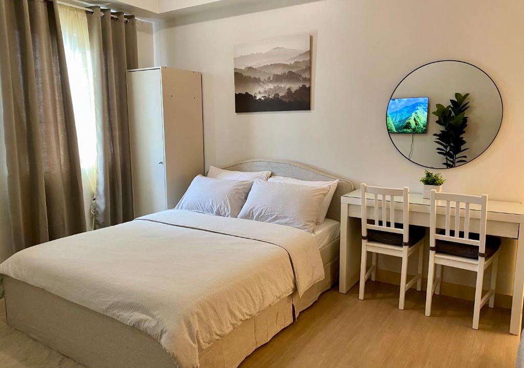 Santa Rosa Apartment | Condo unit near SM City Sta Rosa Unit 2