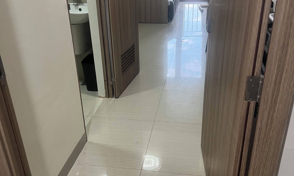 Barangay 76 Condo | Cozy 1-bedroom @Shore 2 in serene Pasay City near MOA