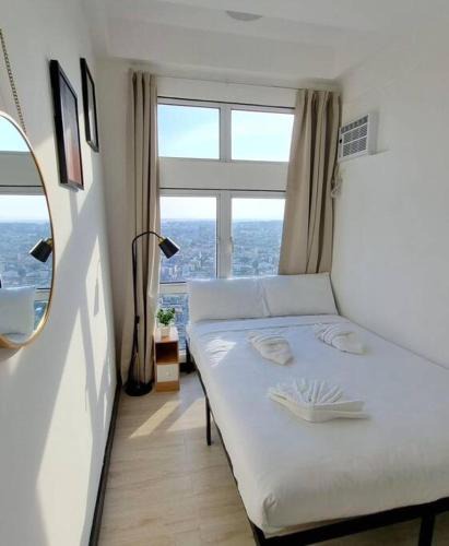 San Lorenzo Apartment | Cozy 1 BR San Lorenzo Place Netflix 4KM NAIA