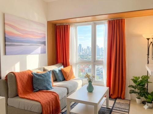 Valencia Apartment | Cozy 2BR City View Condo Near Filoil for Work & Fam