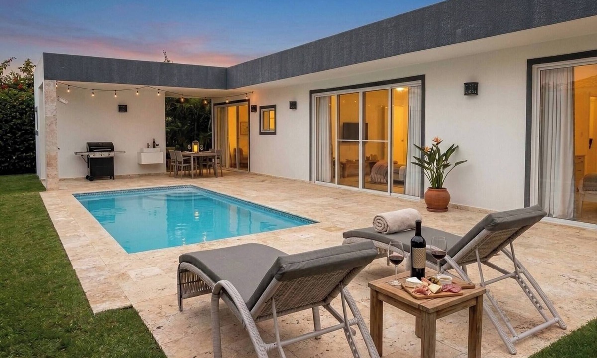 Playa Chiquita House | Cozy 2BR Villa in Ocean Village