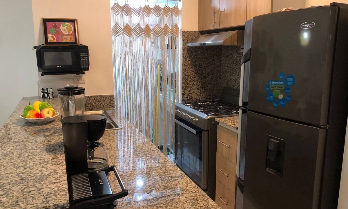 La Romana House | COZY AND GREAT Location at 1st Floor condo close to shopping center and beaches.