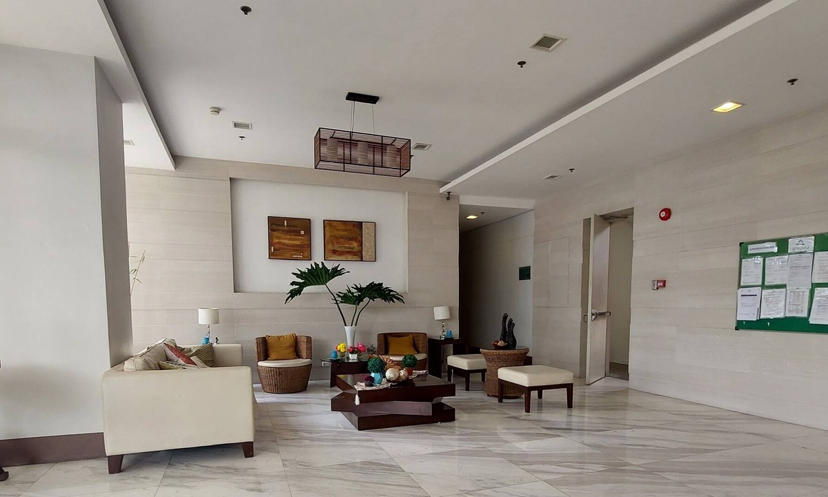 Alabang Apartment | Cozy Fully Furnished Studio Type Condo