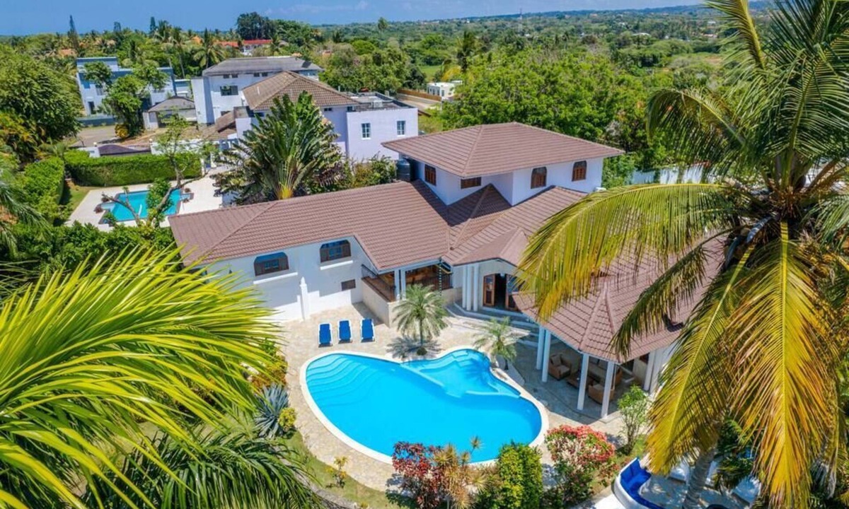 Sosua Villa | Esencia Española. Stunning Luxury in a Private Compound