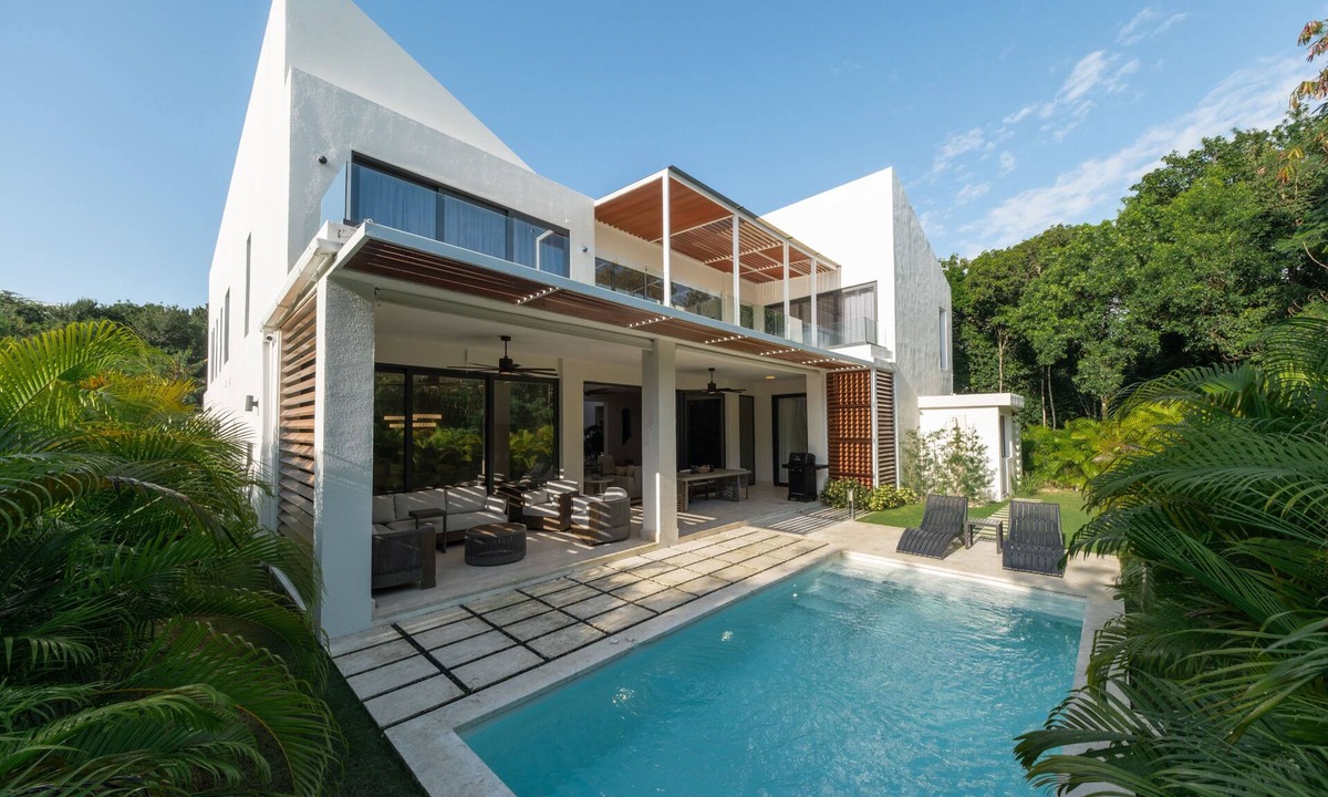 Punta Cana Village Villa | Exclusive Modern Villa in Punta Cana Village