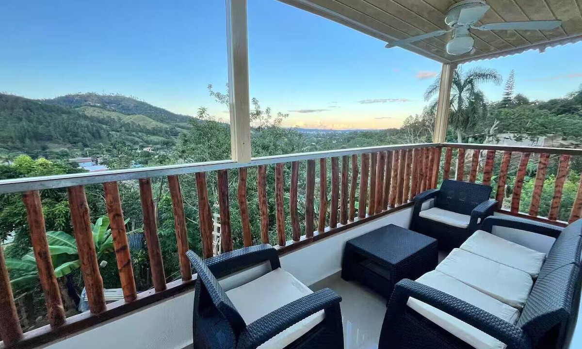 Jarabacoa Cottage | Family villa with private pool in jarabacoa