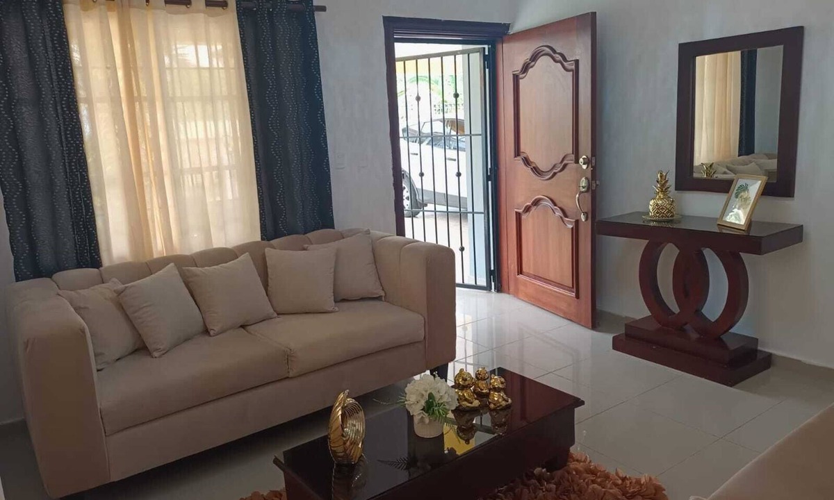 Gregorio Luperon Apartment | Full House in Santiago, Quiet, Familiar place