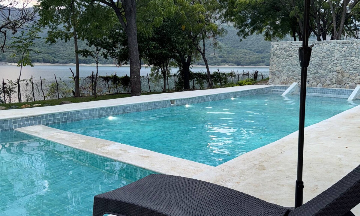 San Juan de la Maguana RV Rental | Glamping Lake San Juan