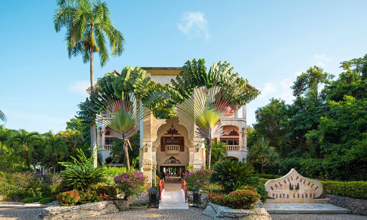 Rio San Juan Villa | Gorgeous Balaji Palace with Private Beach