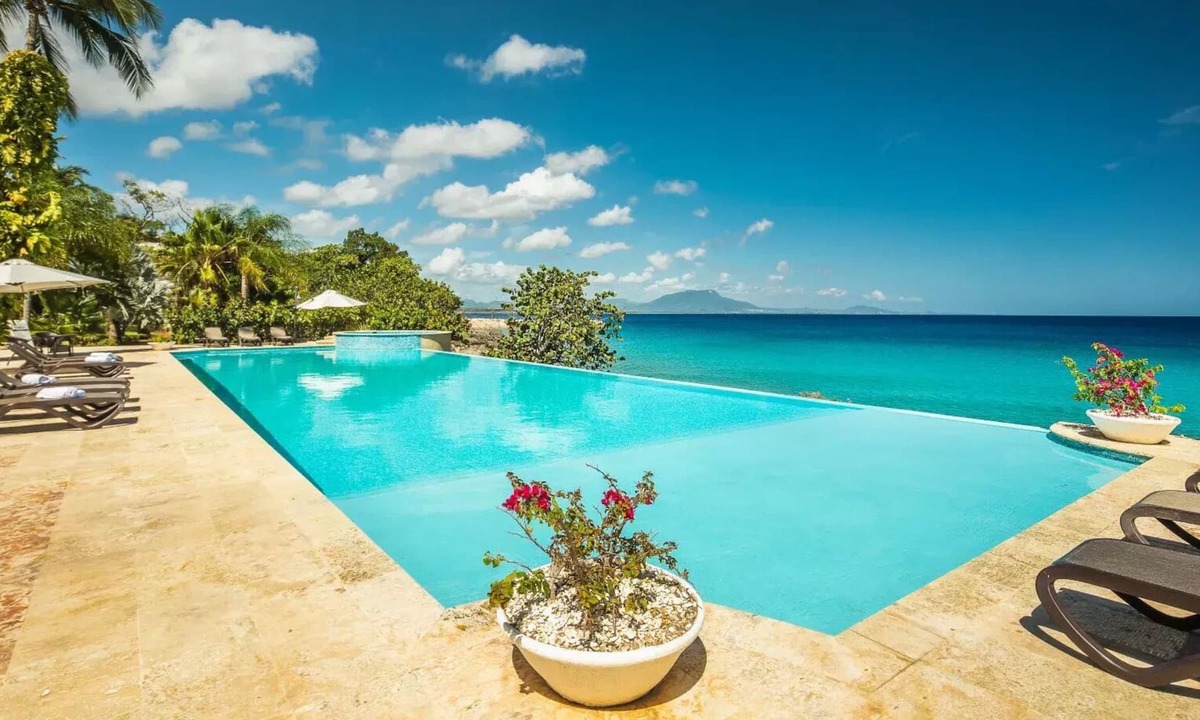 Los Brazos Condo | Gorgeous PENTHOUSE 3 Bedroom/3.5 Bath Condo, Beachview