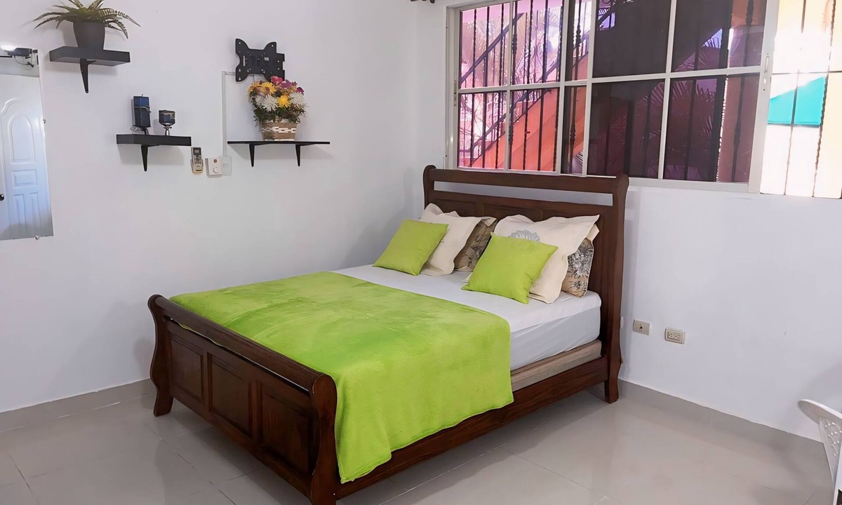 Ensanche Quisqueya Apartment | Heart of Paradise