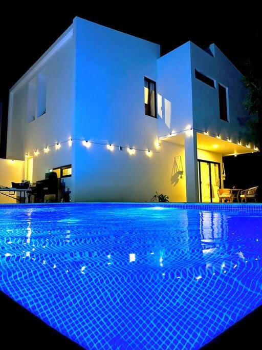 Bavaro Villa | Hermosa villa de tres habitaciones con piscina