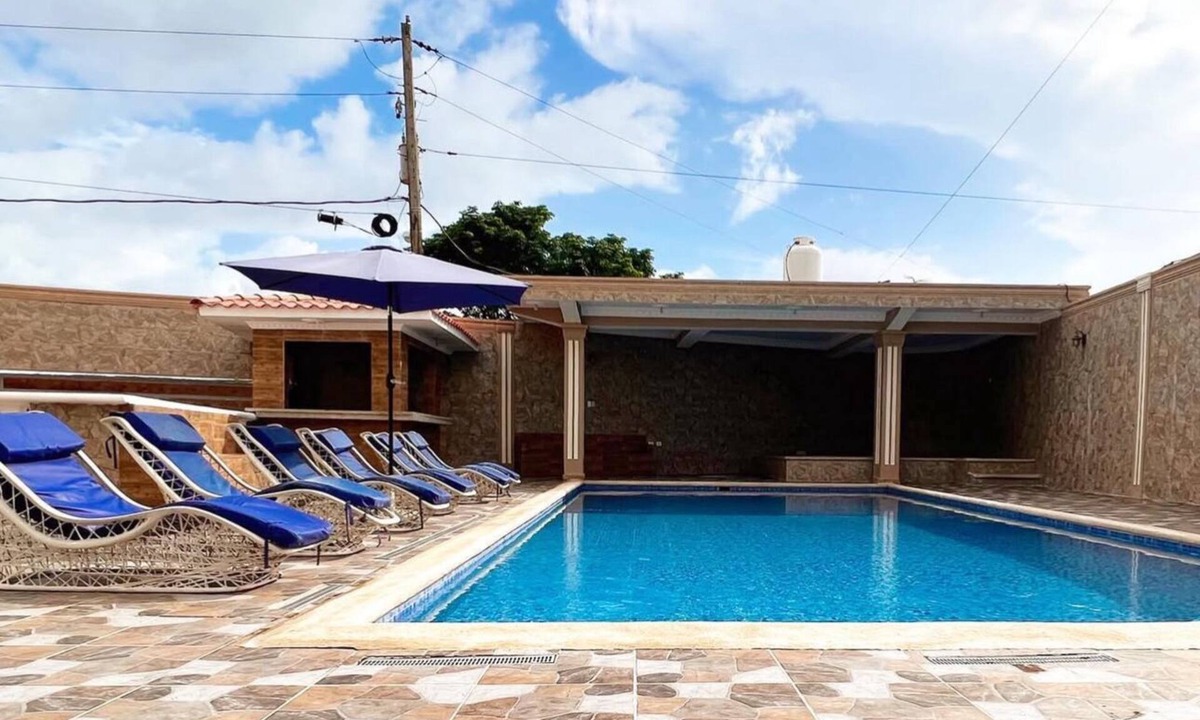 Los Frailes Apartment | Hotel nube 10 min from airport room 4