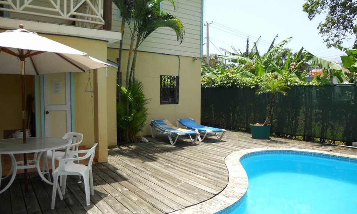 Villas Ana Maria House | Hotel room in quiet French guesthouse, breakfast included!
